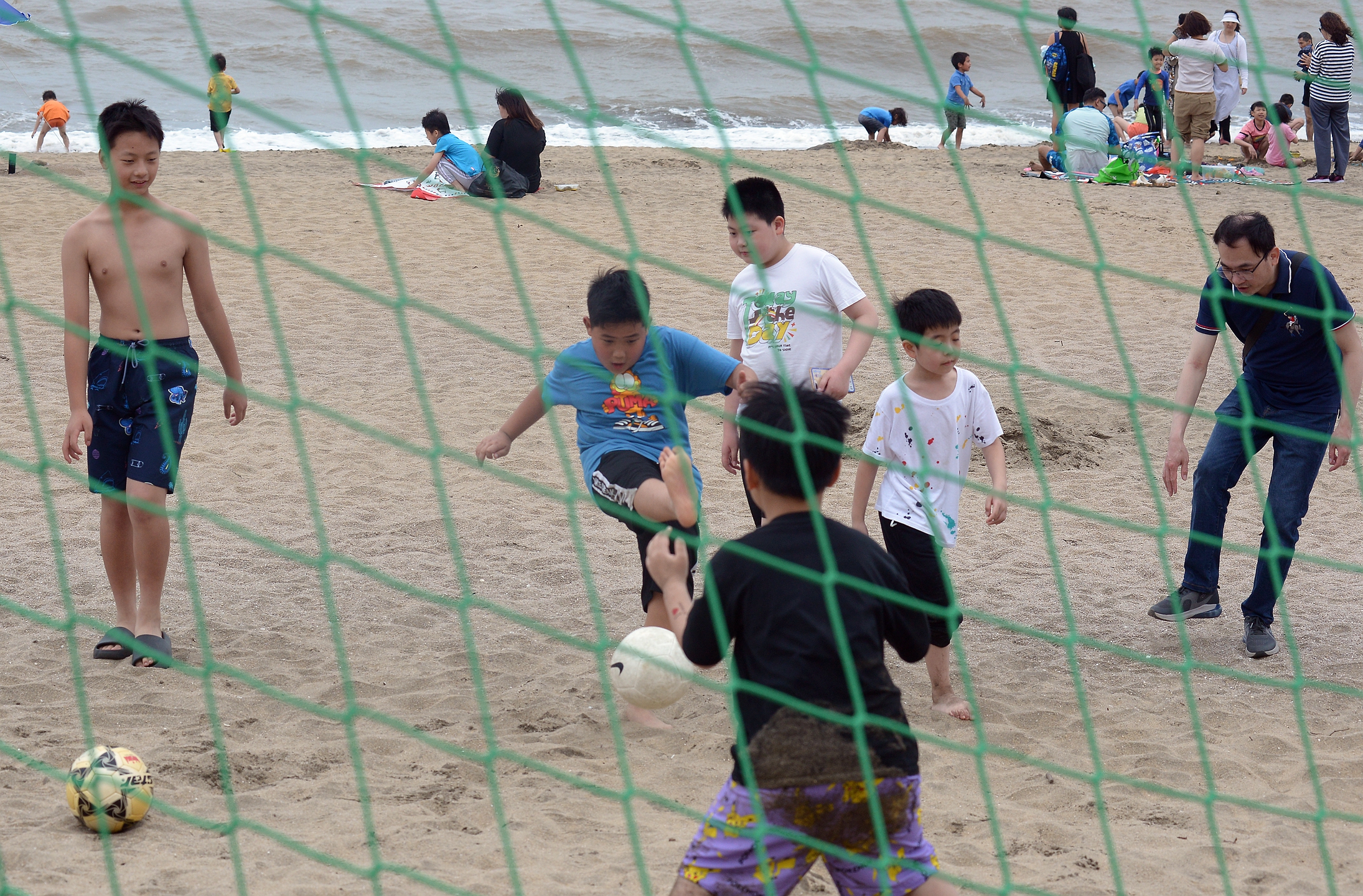 A11 沙灘足球帶來不同感受.JPG
